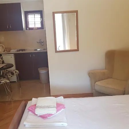 Apartments Grispolis Tivat Exterior photo