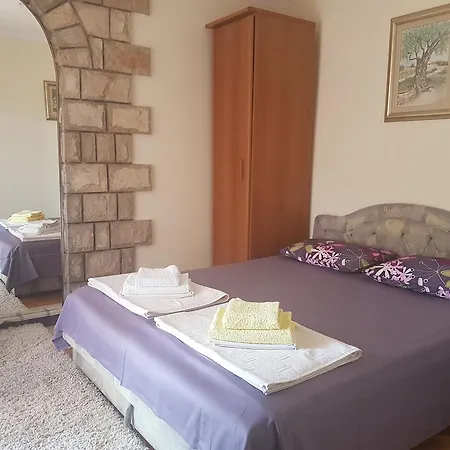 Apartments Grispolis Tivat Exterior photo