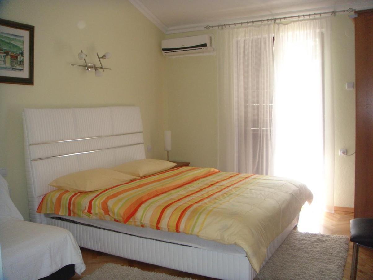 Grispolis Apartment