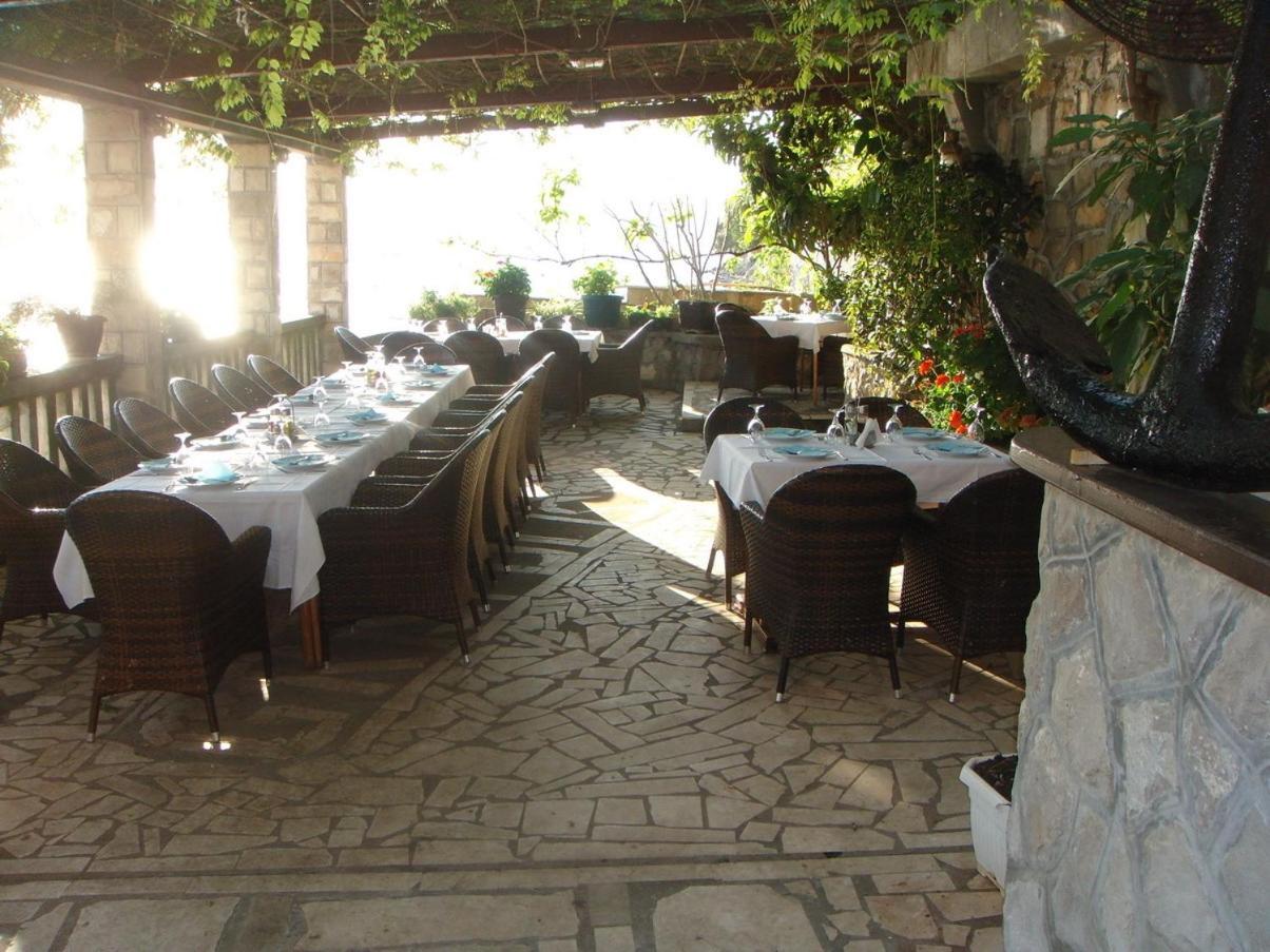 Grispolis Apartment