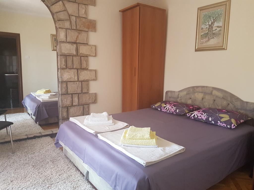 Apartment Grispolis Tivat